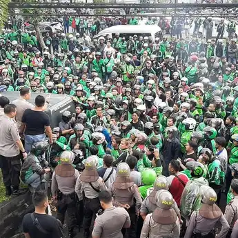 Polisi Beberkan Kronologi Bentrok Antara Ojol dengan Debt Collector di Sleman