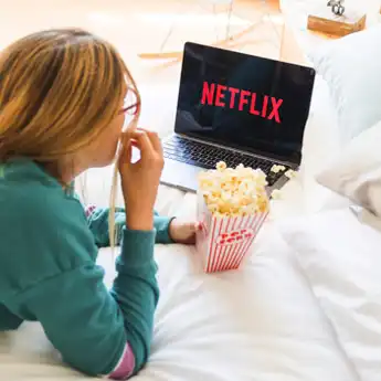 Berikut 7 Rekomendasi Film 'Netflix' Buat Kamu yang Di Rumah Aja!