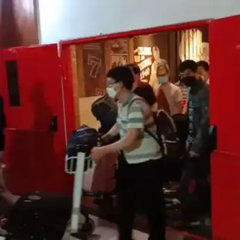 Ramai Cegah Penyebaran Corona, 49 TKA Asal China Justru Datang ke Indonesia