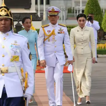 Cek Fakta: Isolasi Bersama 20 Selir, Raja Thailand Meninggal Dunia?