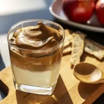 Tidak Suka Kopi Tapi Ingin Dalgona? Ganti Saja Dengan Cokelat!