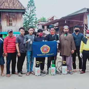 Inspiratif, Karang Taruna di Palembang Gotong Royong Tanggulangi Covid-19