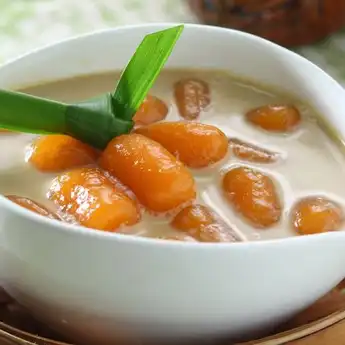 Sering Dijual Selama Bulan Puasa, Ini Resep Kolak Biji Salak Enak!
