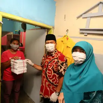 Setiap Pekan, Lebih Dari 30ribu Paket Nasi Dibagikan Sabandung