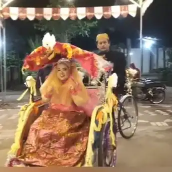Dulu Kesal Sering Dibully Nitizen Karena Fisik, Kini Kekeyi Malah Membully Model Video Klipnya Jelek dan Pantas Menjadi Tukang Becak