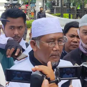 Tolak RUU Haluan Ideologi Pancasila, FORMASI Bandung Penuhi Halaman Gedung Sate