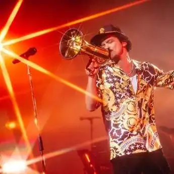  Lirik Lagu ‘Runaway Baby’ Milik Bruno Mars, Lengkap dengan Terjemahannya