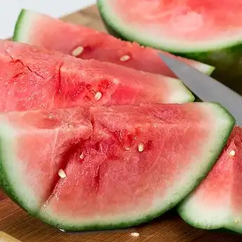 Sering Dibuang, Ini 3 Manfaat Kesehatan Dibalik Biji Buah Semangka
