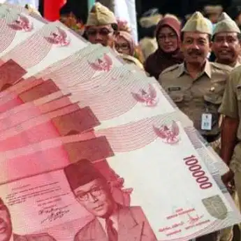 Tok! Gaji Ke-13 PNS Cair 10 Agustus, Cek Besarannya di Sini 