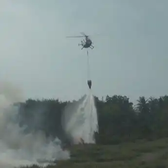 Atasi Karhutla, Pemprov Kalsel Usul Bantuan 8 Heli Water Bombing