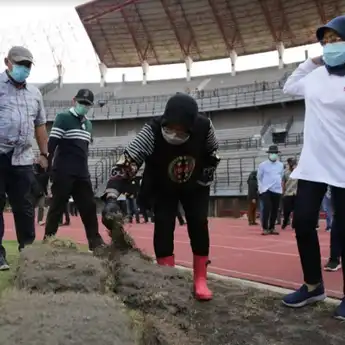 Persiapan U-20, Risma: Presiden Bantu Akses Jalan
