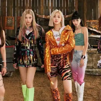 Lirik Lagu dan Terjemahan 'WANNABE' Yang Dipopulerkan Oleh ITZY 