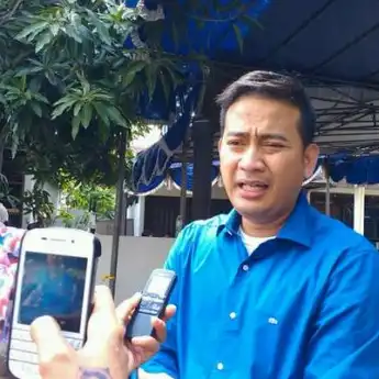 Profil Brotoseno, Suami Tata Janeeta yang Dipecat dari Polri