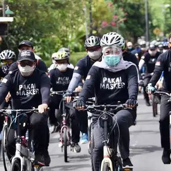 Gowes Sinergi Pemulihan Ekonomi, Tinjau Blitar Bersama BI &amp; OJK
