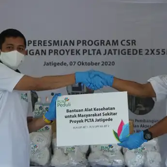 PLN UIP JBT I Salurkan Bantuan Bagi Masyarakat Terdampak Covid-19