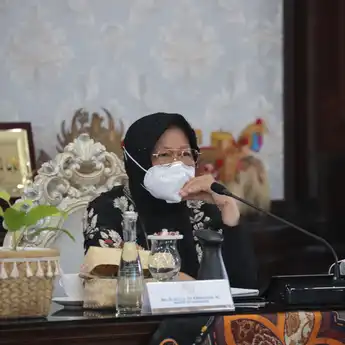 World Habitat Day, Risma Bahas Pemukiman Layak di Tengah Pandemi