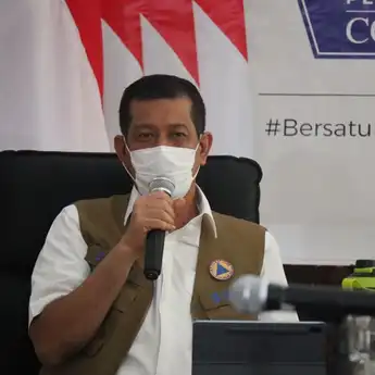 Doni Monardo Sesalkan Aksi Unjuk Rasa Abaikan Prokes