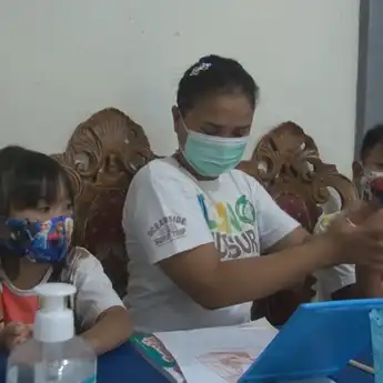 Ibu Rumah Tangga Ingatkan Penerapan Protokol Kesehatan Dimulai dari Keluarga