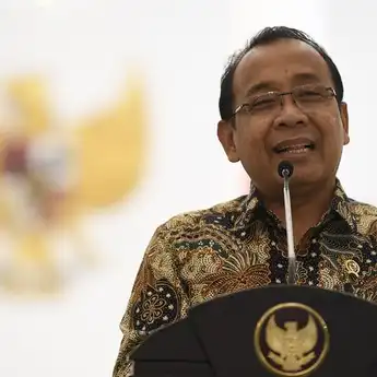 Jokowi Utus Mensesneg Menjelaskan Isi Omnibus Law kepada PBNU dan MUI