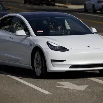 Kabar Terbaru, Pabrik Mobil Listrik Tesla akan Dibangun di Batang