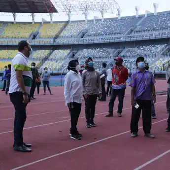Progres Renovasi Stadion GBT, Risma: Lift Permintaan Baru FIFA