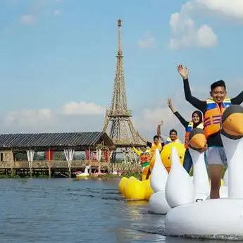 Ada Eiffel KW nan Unik, New Sabana Rawa Pening Sajikan Wahana Baru