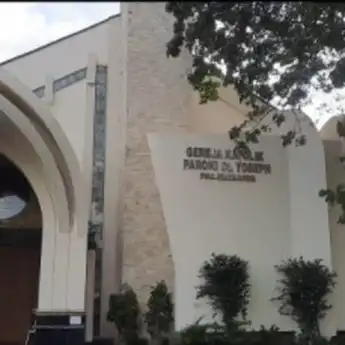 Persiapan Gereja Paroki Santo Yoseph Menyambut Hari Raya Paskah