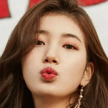 Jangan Kepedean! 5 Hal yang Perempuan Pikir Cantik Padahal di Mata Cowok Bikin Ilfil