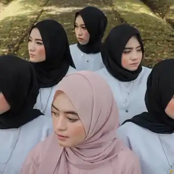 Lirik Lagu ‘Sudahi Saja’ Milik Putih Abu-Abu ft. Woro Widowati