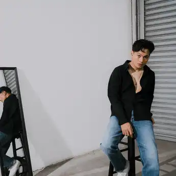 Profil Penyanyi Rendy Pandugo yang Baru Rilis Album 'SEE YOU SOMEDAY'
