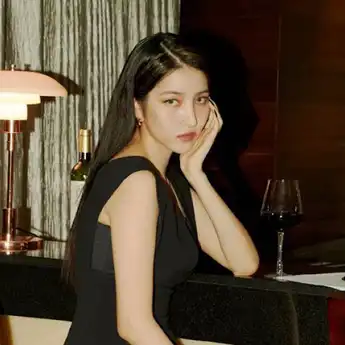 Profil dan Biodata Sowon, Leader GFriend yang Dikecam usai Berfoto dengan Manekin Beratribut Nazi