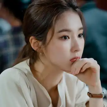 Nggak Harus Cantik! 5 Hal Sederhana Ini Bisa Bikin Cowok Langsung Jatuh Hati