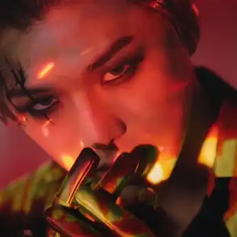 Kang Daniel Rilis Video Musik Single Solo yang Bertajuk 'Paranoia'