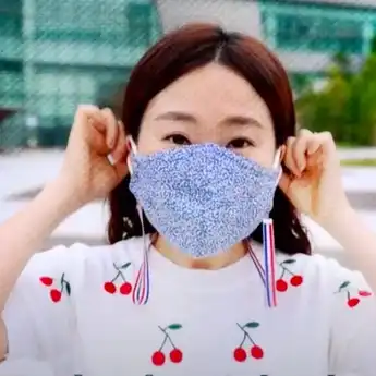 Kalung Tali Masker Jadi Sorotan, Satgas Covid-19: Beresiko Sebarkan Virus