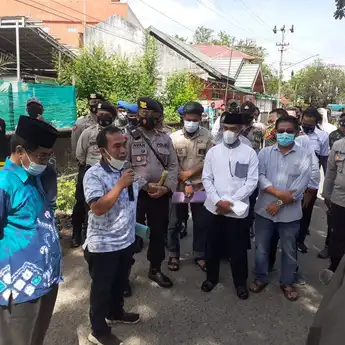 Buntut PSU Pilgub Kalsel, Massa Geruduk KPU Banjar, Tuntut Komisioner Mundur