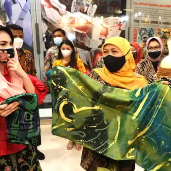 Pameran Batik Fair, Gubernur Khofifah: Momentum Kebangkitan UMKM Jatim