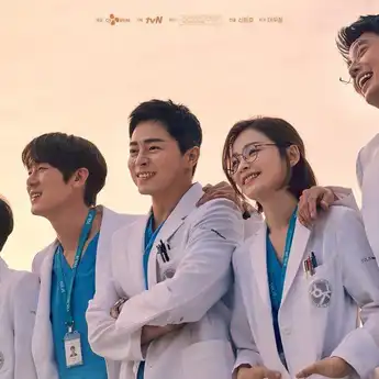 3 Drama Korea dengan Circle yang Membuat Kita Iri dan Ingin Gabung