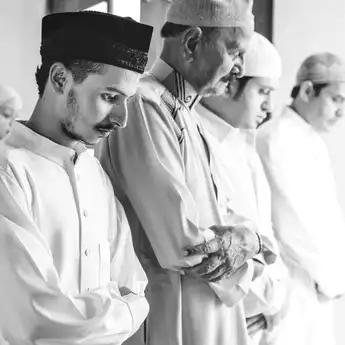 5 Level Sholat dalam Islam yang Harus Kamu Tahu, Level Pertama Justru Bisa Bikin Masuk!