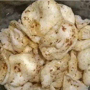 Kerupuk Godril Khas Salatiga, Cita Rasa Pedas Manis Menggugah Selera