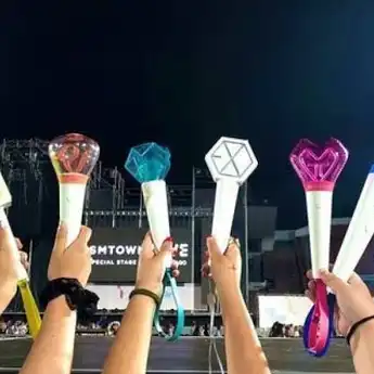 11 Lightstick Paling Terbaik dan Unik Menurut Penggemar, Setuju?