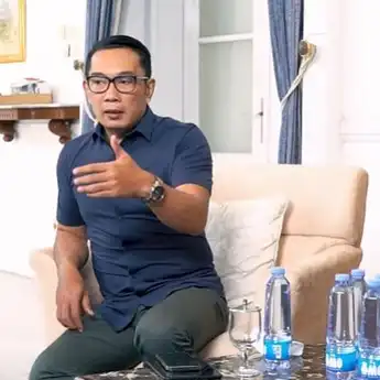 Ditinggal Cinta Pertama dan Sulit Lulus Kuliah, Ridwan Kamil Beberkan Cara Bangkit dari Masa Lalu yang Sulit!