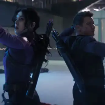 'Hawkeye' Rilis Trailer Perdananya, Lihat Aksi Jeremy Renner dan Hailee Steinfeld di Sini!