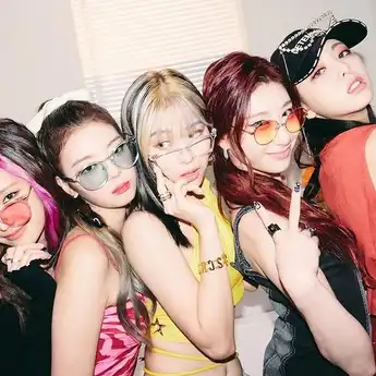 Lirik Lagu ‘Weapon’ – ITZY, Beserta Terjemahan Bahasa Indonesia