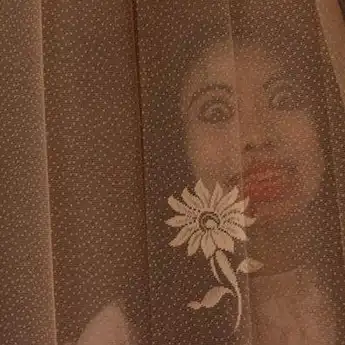 Tak Banyak yang Tahu, 5 Kegiatan Sepele Ini Konon Mengundang Hantu
