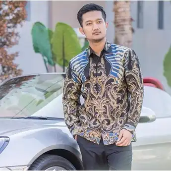 Jadi Crazy Rich Surabaya, Ini 12 Sumber Kekayaan Tom Liwafa: dari Fesyen hingga Jualan Durian