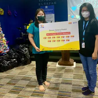 Peringati HUT ke-49th, Radio Sonora Salurkan Donasi ke Panti-Panti Disabilitas
