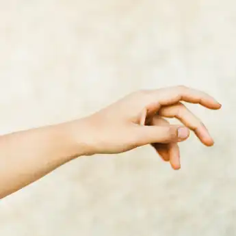 6 Fakta dan Keistimewaan Orang Kidal, Bukan Cuma Kreatif tapi Juga Lebih Sehat!