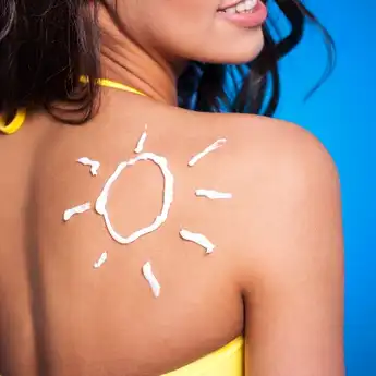 4 Tips Menggunakan Sunscreen Agar Efektif Melindungi Kulit    