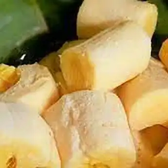 Kesegaran Otentik Segelas Tape Ngambeng khas Bondowoso