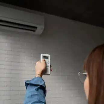 Nyesel Baru Tahu Sekarang! Ternyata Ini 5 Kebiasaan Sepele Ini Bikin AC Rumah Cepat Rusak